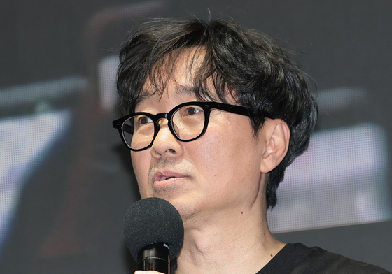 영화 흥행 감사 인사하는 장항준 감독