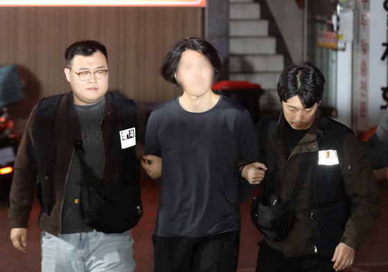 항공사 기장 살해 피의자, 울산서 검거