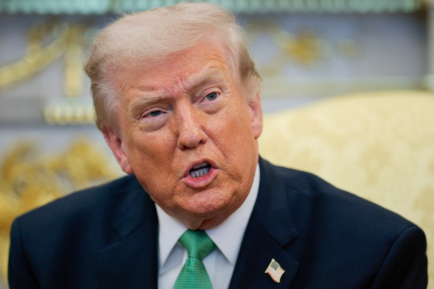 트럼프 "호르무즈 이용국에 해협 책임지게 하면 어떨까"