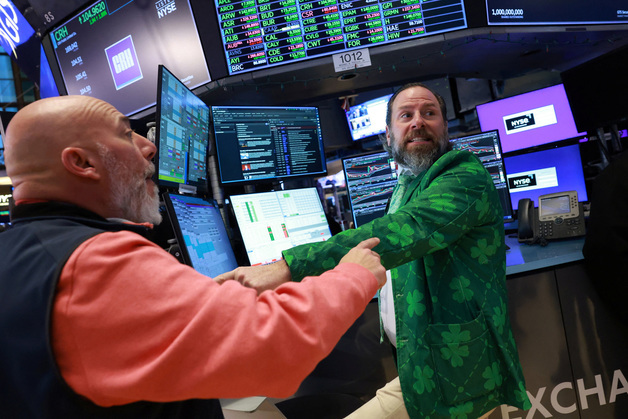 나스닥 0.5% 상승…FOMC 앞두고 관망 속 항공주 반등[뉴욕마감]