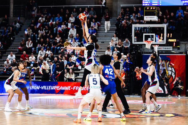 '월드컵 본선행 확정' 여자농구, 최종예선 프랑스에 27점 차 대패