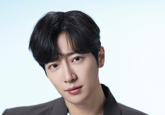 이상엽, 매니지먼트 레도 전속계약…이효정·이호정과 한식구