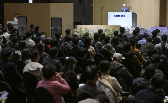 주주총회서 인사말 하는 전영현 부회장