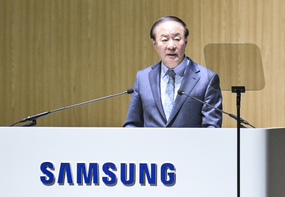 주주총회서 인사말 하는 전영현 부회장