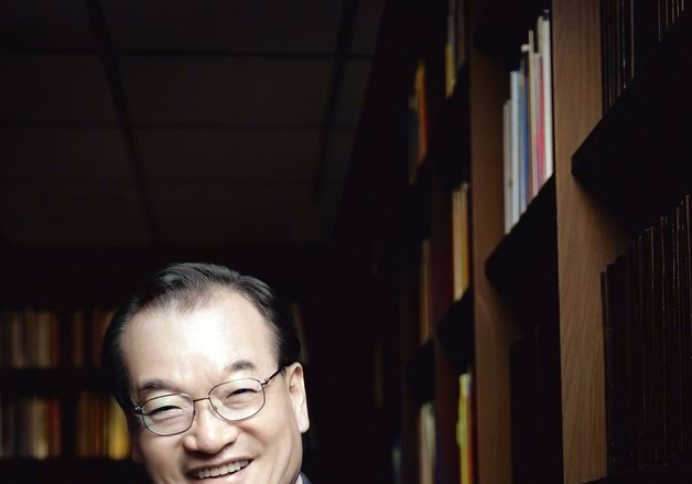 윤영달 크라운해태제과 회장, 프로당구협회 PBA 새 수장