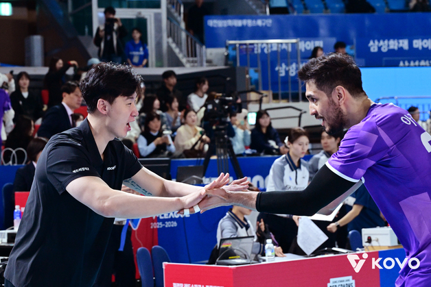 '형님 리더십' 박철우 감독대행이 만든 승률 78% 매직