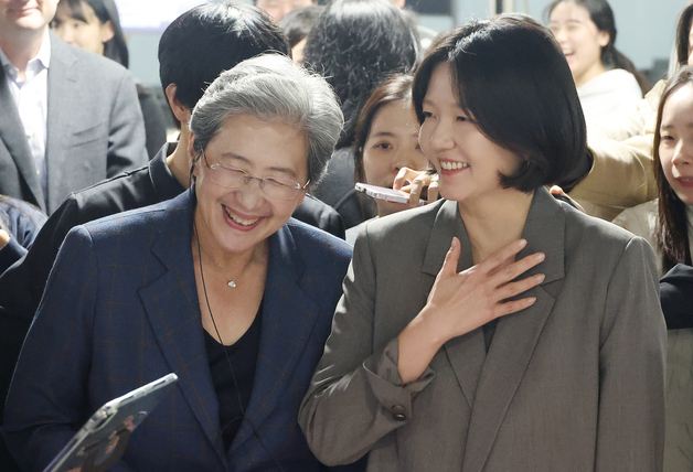 네이버 사옥 찾은 리사 수 AMD 최고경영자