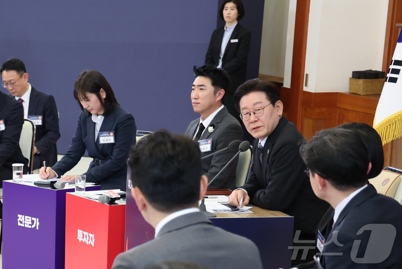 (서울=뉴스1) 이재명 기자 = 이재명 대통령이 18일 청와대에서 열린 자본시장 안정과 정상화 간담회에서 발언을 하고 있다. 2026.3.18/뉴스1