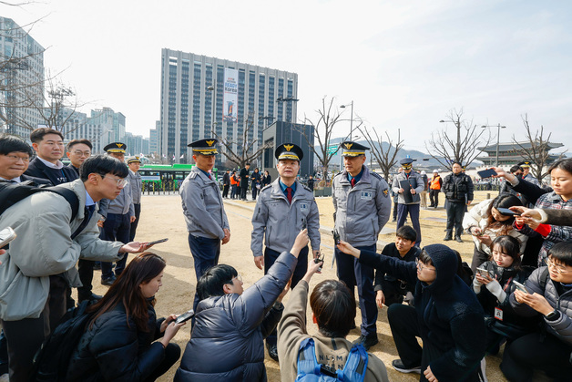 박정보 서울경찰청장, BTS 공연 앞두고 광화문광장 현장점검