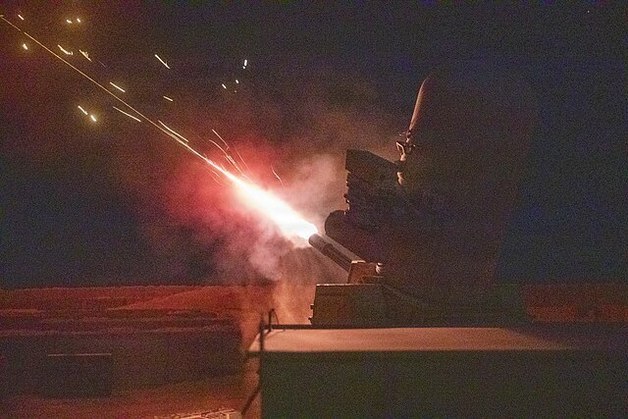 분당 4500발 위력…이라크 美대사관 지킨 C-RAM 방공망[영상]