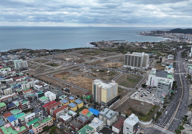 제주 화북상업지역 주상복합용지 재매각…"용도 확대·고도 완화"