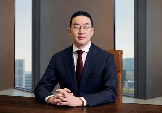 구광모 LG 회장, 지난해 연봉 71억…전년 대비 13% 감소