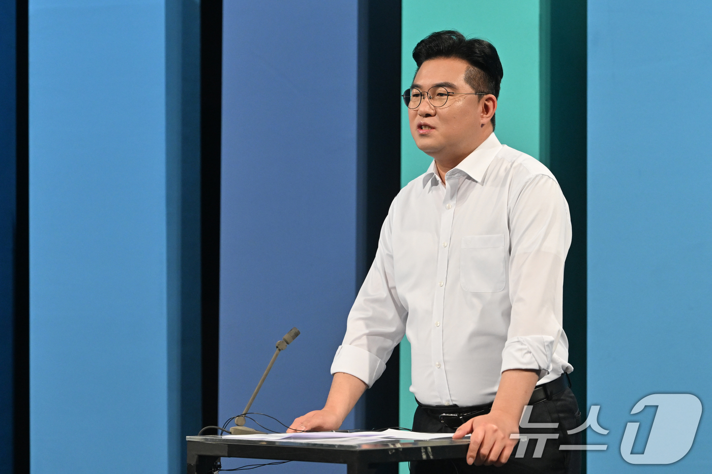 (광주=뉴스1) 김태성 기자 = 더불어민주당 전남광주통합특별시장 경선 후보인 정준호 의원이 18일 광주MBC에서 열린 민주당 전남광주특별시장 B조 경선 토론회에서 발언하고 있다. …