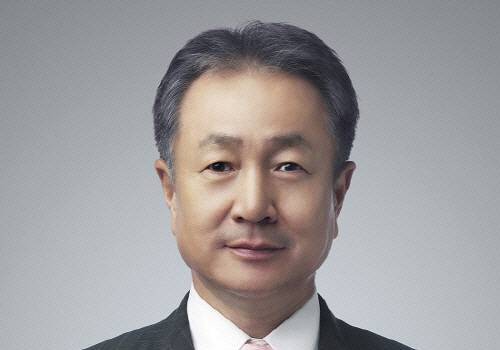 박문덕 하이트진로 회장, 작년 연봉 약 77억…전년比 4.8억↑