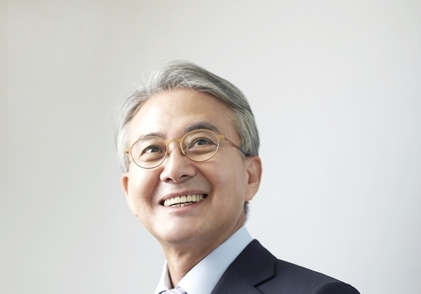 홍석조 BGF회장, 작년 보수 33.4억…전년比 6600만 ↑