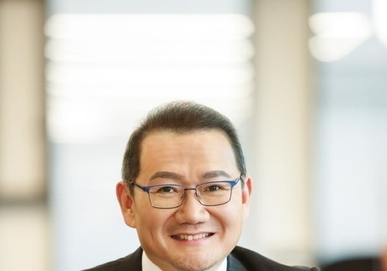 김창수 F&F 회장, 작년 보수 24.8억원 받아…전년比 7.34%↑