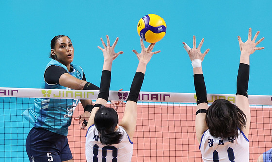 실바 '넘어간다'