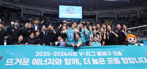 '실바 27점 폭격' GS칼텍스, 5년 만에 봄배구 진출