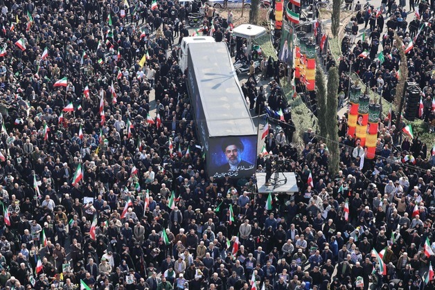 이란 새 최고지도자 "라리자니 암살범, 반드시 대가 치를 것"