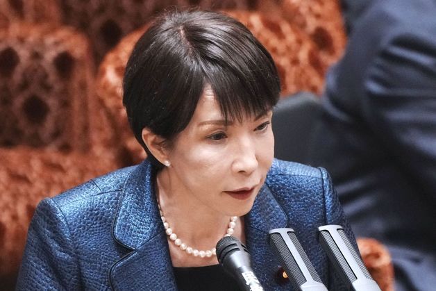 다카이치, 미일 정상회담차 출국…'동맹국에 격분' 트럼프 대면