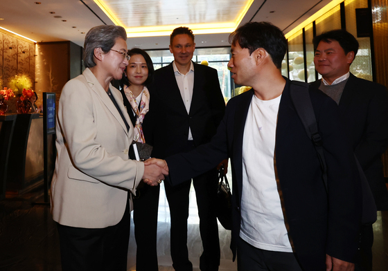 김성훈 업스테이지 대표와 조찬 마친 리사 수 CEO