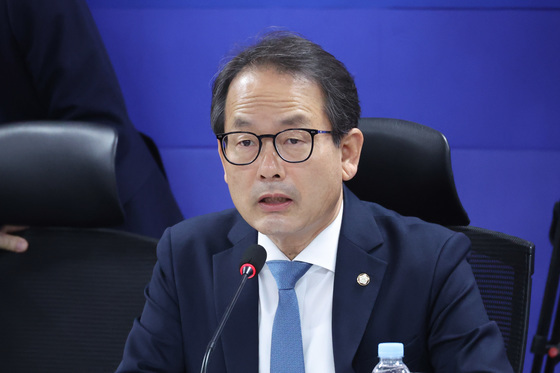 與 "6일 수원 시작으로 8일 대구·9~10일 전남 현장 최고위"