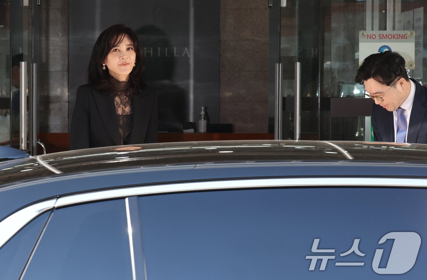 본문 이미지 - 이부진 호텔신라 사장이 19일 오전 서울 중구 삼성전자 장충동 사옥에서 열린 호텔신라 정기 주주총회에 참석하고 있다. 2026.3.19 ⓒ 뉴스1 오대일 기자