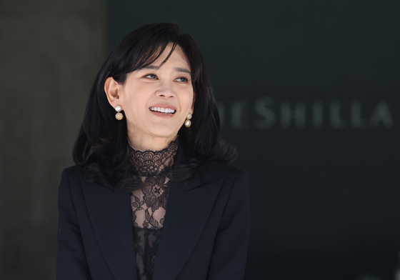 미소짓는 이부진 호텔신라 사장