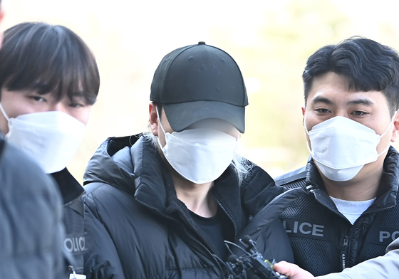 6년 전 학대로 숨진 '3세 딸' 이불·비닐로 감싸 매장…친모·남친 구속 기로