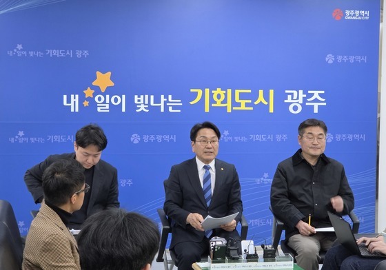 강기정 시장 20일 민주당 전남광주특별시장 예비후보 등록