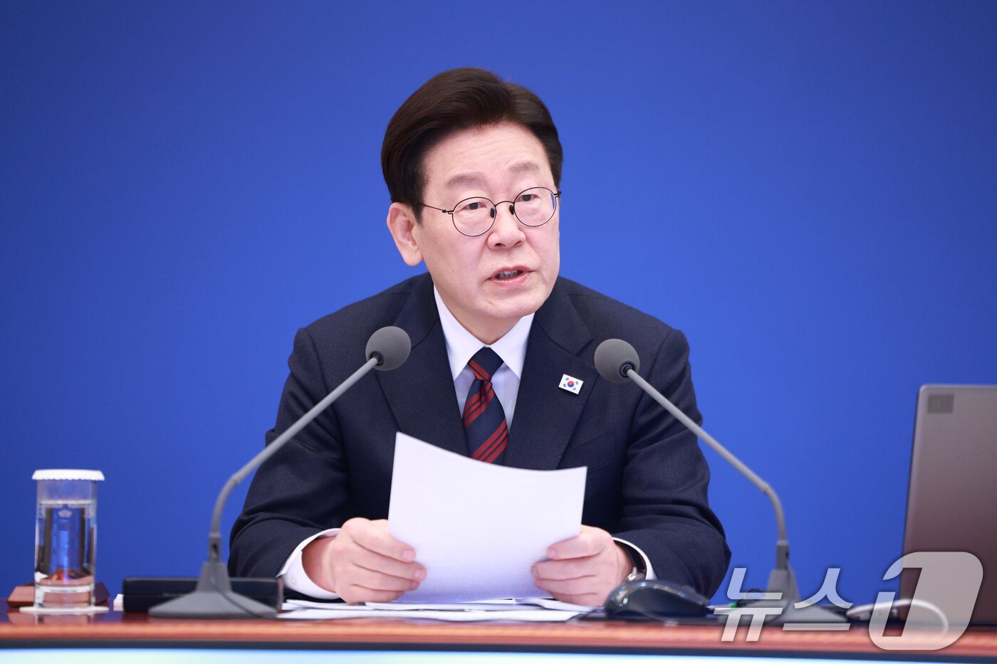 본문 이미지 - 이재명 대통령이 19일 청와대에서 열린 수석보좌관회의에서 발언을 하고 있다. 2026.3.19 ⓒ 뉴스1 이재명 기자