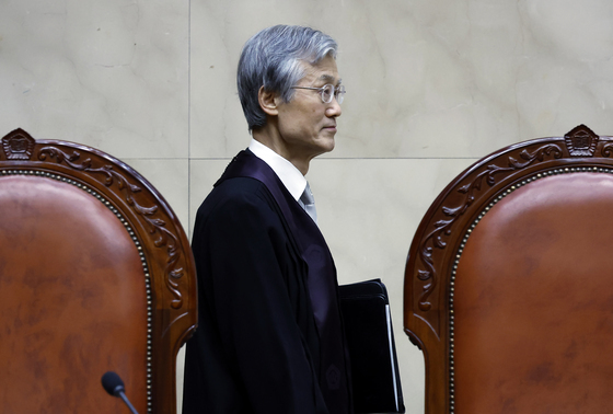 조희대 대법원장, 모해위증 관련 전원합의체 선고 참석