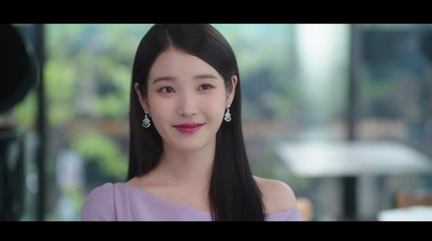 '21세기 대군부인' 아이유는 계획이 다 있구나…변우석 앞 '신분상승' 야망