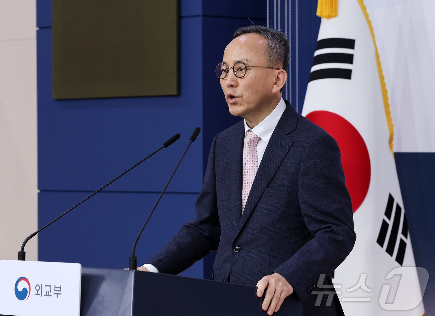 (서울=뉴스1) 김성진 기자 = 박일 외교부 대변인이 19일 서울 종로구 외교부 청사에서 정례브리핑을 하고 있다. 2026.3.19/뉴스1