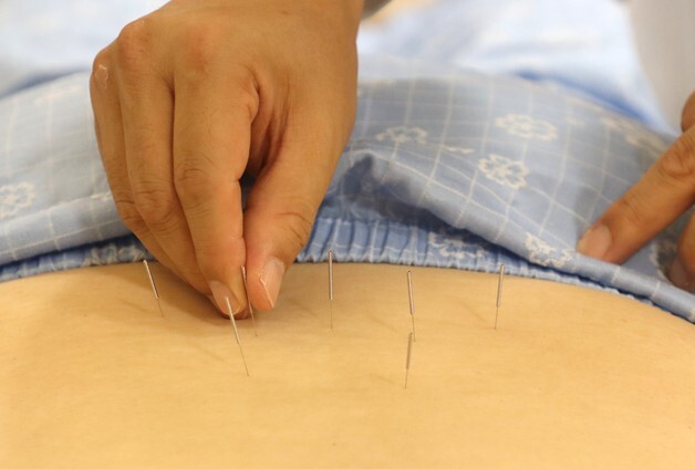 "척추관 협착증, 한의통합치료로 수술·진통제 사용 낮춘다"