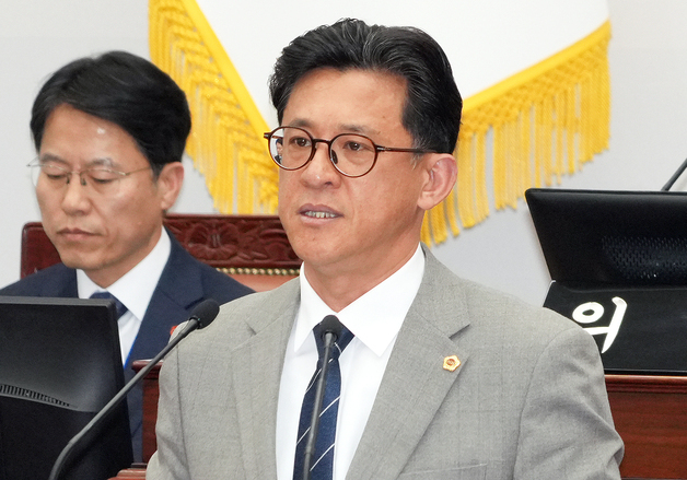 양영수 의원 "제주삼다수, 분리배출 쉬운 일체형 마개 도입해야"