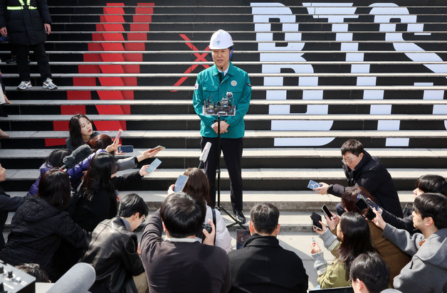 오세훈 시장, BTS 공연 준비 현장 점검