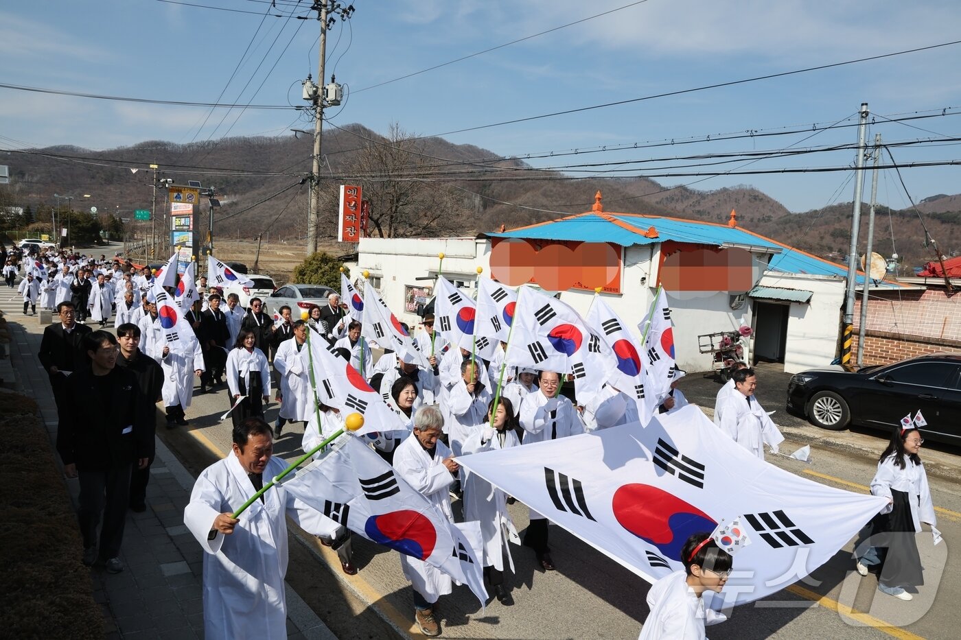 본문 이미지 - 충북 괴산군 소수만세운동 재현행사가 19일 소수면 만세운동 유적비 동산 일원에서 열렸다.(괴산군 제공. 재판매 및 DB금지)
