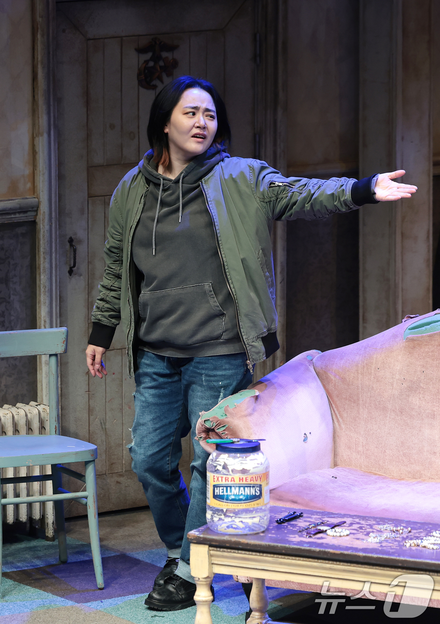 (서울=뉴스1) 권현진 기자 = 배우 문근영이 19일 서울 종로구 대학로 티오엠에서 열린 연극 ‘오펀스’ 프레스콜에서 열연을 펼치고 있다. 2026.3.19/뉴스1