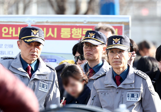 광화문광장 현장점검하는 유재성 경찰청장 대행