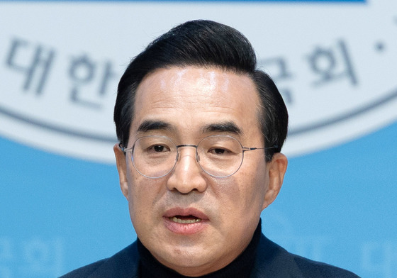 안정·중량감 택했다…'확장재정' 이끌 예산처 장관에 친명 4선 박홍근
