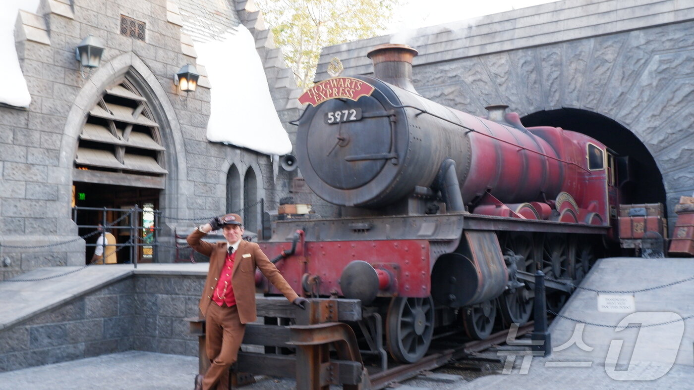 본문 이미지 - 마법의 세계로 떠날 수 있는 열차ⓒ 뉴스1 윤슬빈 관광전문기자