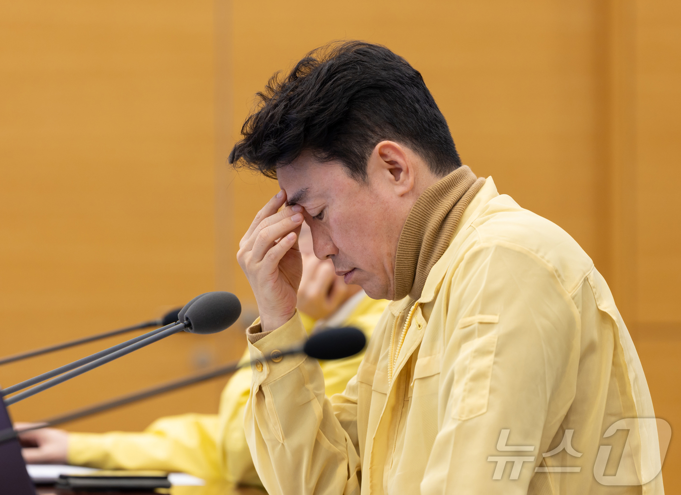 (서울=뉴스1) 이재명 기자 = 강훈식 대통령 비서실장이 2일 청와대에서 주간업무회의를 주재하고 있다. (청와대 제공. 재판매 및 DB 금지)  2026.3.2/뉴스1