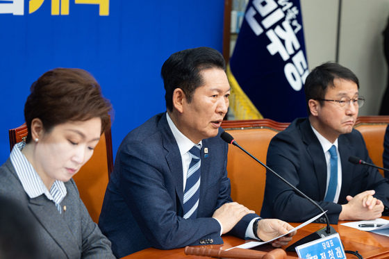 최고위 주재하는 정청래 대표