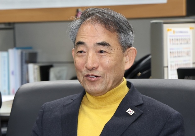 윤준병, 조국 군산·김제·부안갑 출마설에 "창피만 당할 것"