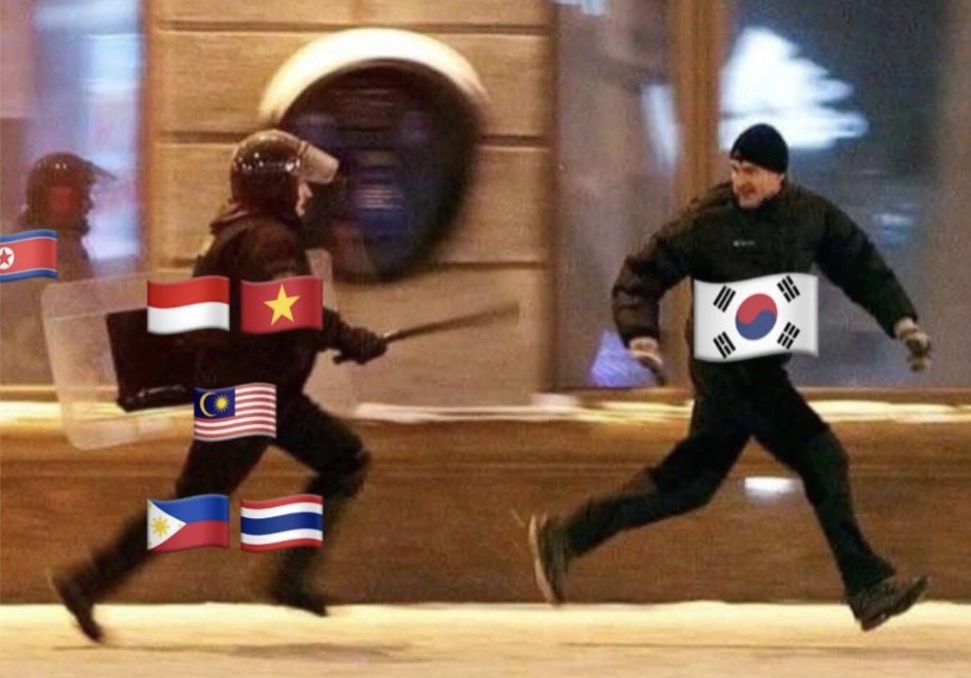 본문 이미지 - Knetz와 #SEAbling 사이의 갈등을 나타내는 밈(meme). (사진=인스타그램 갈무리)