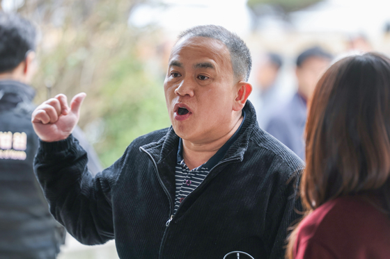 입장 밝히는 명태균