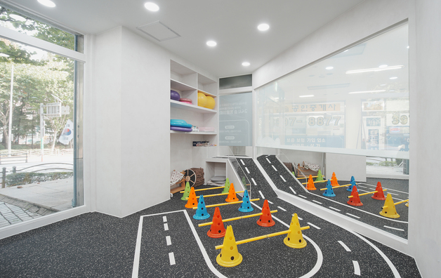 솔동물의료센터, 개원 10주년 맞아 양압수술실·재활치료실 확장