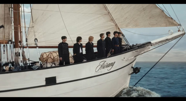 "그저 빠져들고파" 컴백 방탄소년단…영어곡 '스윔' 들어보니 [N신곡]