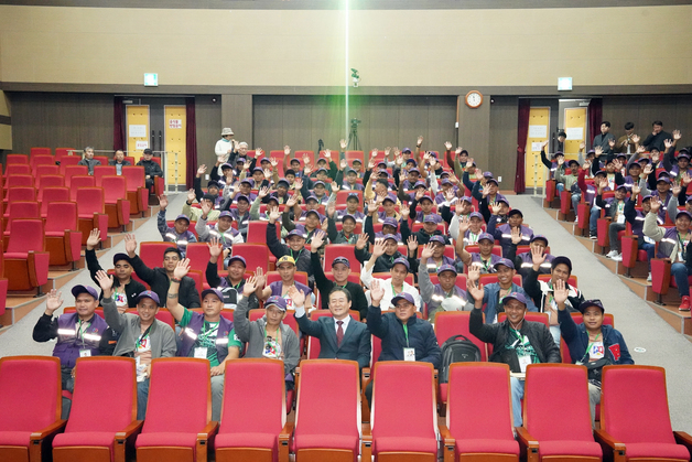 홍천군, 도내 최대 규모 외국인 계절근로자 1820명 도입